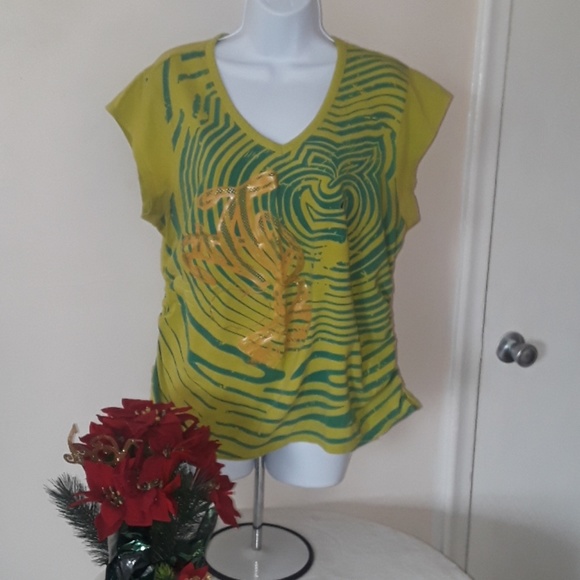 Apple Bottoms Tops - 🌟Apple Bottom T-shirt